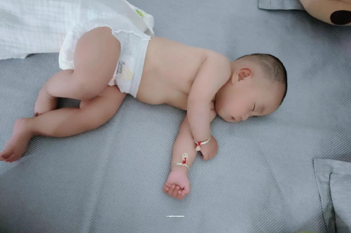 句容宝宝流鼻涕过程